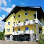 Homestay Haus Staubmann Naehe Red Bull Ring Spielberg *