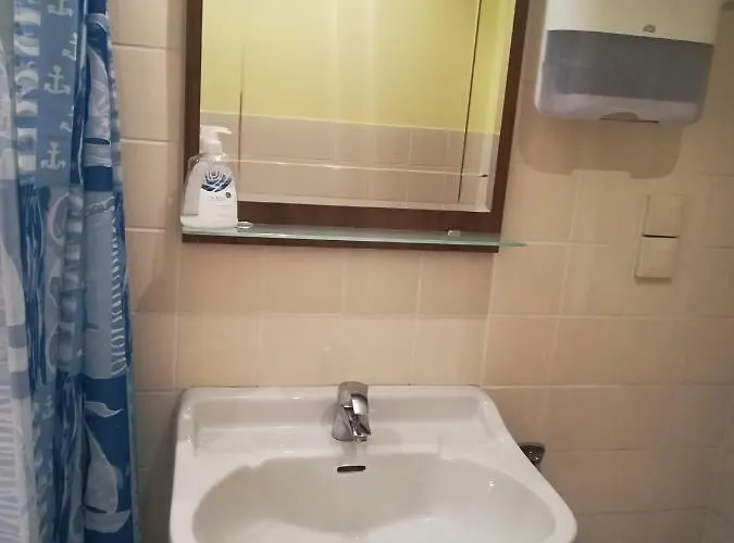 Habitación en casa particular Haus Staubmann Naehe Red Bull Ring Spielberg Rattenberg (Styria)